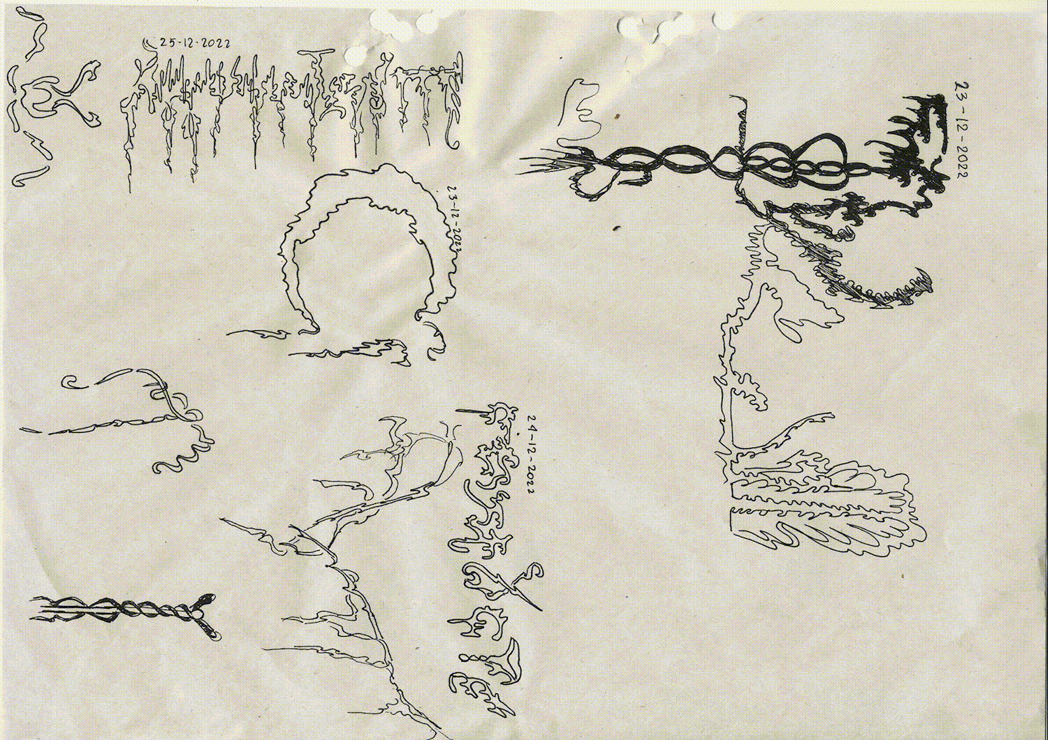 Титульное изображение для страницы события: лист бумаги с абстрактными изображениями, поверх проявляются пятна чернил и лепестки цветков